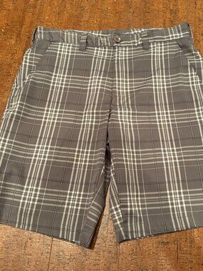 Under Armour Men’s 34 Golf Shorts 11" inseam